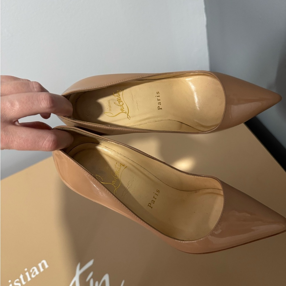 Christian Louboutin Pigalle Beige Pumps 34 - Picture 7 of 8